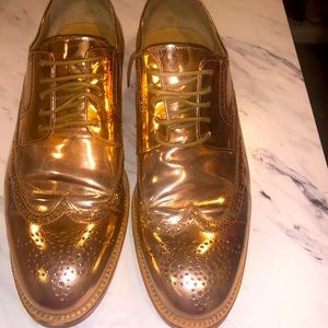 Rose gold Oxford shoes in women’s